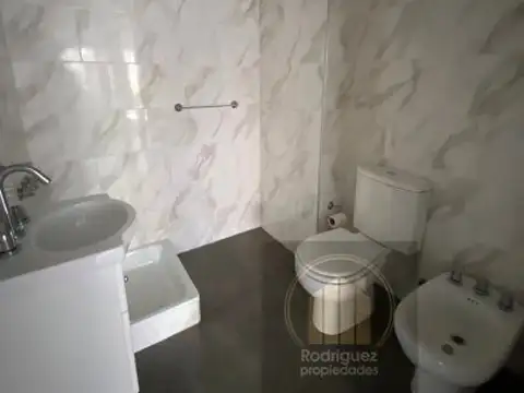 Departamento 3 ambientes con 2 baños