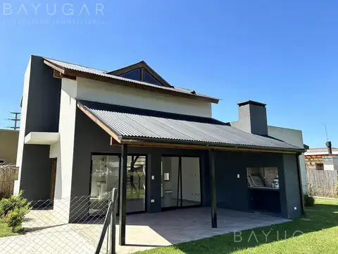 Casa en Venta en La Cañada - Los Arces, USD 209.000