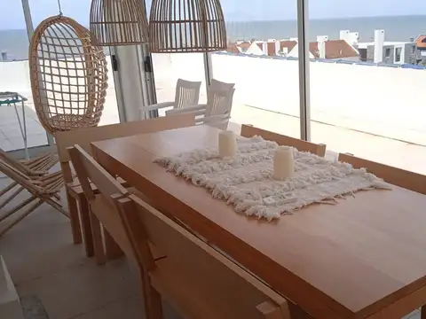 Pent house, 3 suites, parrllero, piscina y mucama