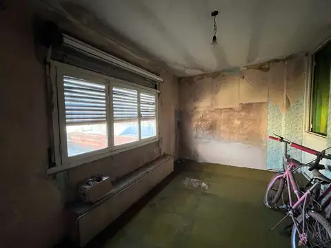 Depto Tipo Casa en Venta en Valentín Alsina, USD 39.000