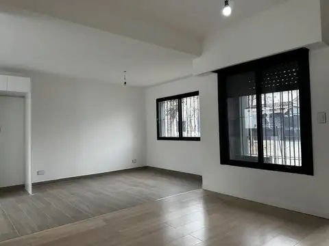 Casa en Venta en Martínez, USD 235.000