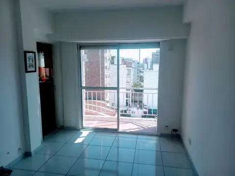 Margarita weild 1200, Piso 8