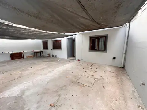 Depto Tipo Casa en Venta de 5 ambientes