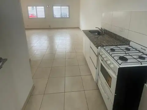 Departamento en Alquiler con 1 cocheras
