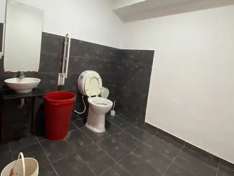 Venta oficina de 291 m2 en polo tecnologico y educativo.