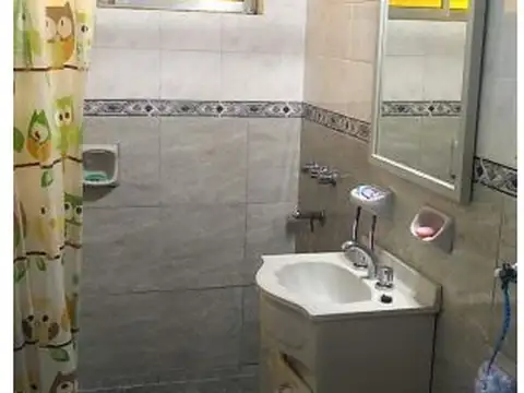 Departamento 5 ambientes con 1 baño