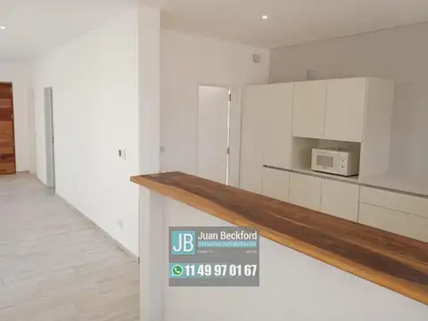 Casa 4 ambientes con 3 baños
