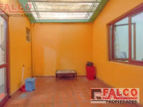 Ph de 3 ambientes en planta baja - con patio interno
