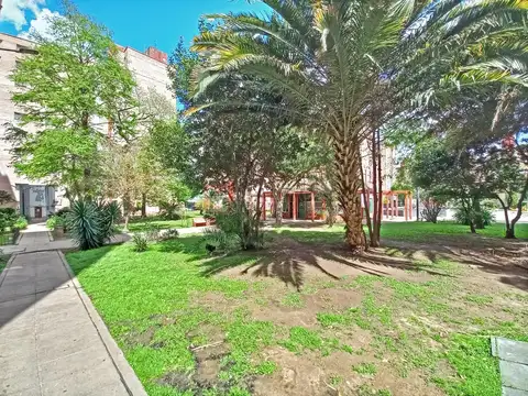 Departamento en Venta con 3 cocheras