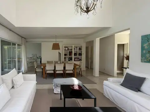 Casa en Alquiler en La Damasia, USD 3.300