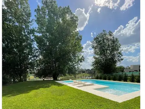 Casa a laguna en  venta en el Canton Norte