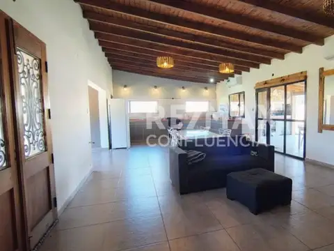 Casa 7 ambientes con 3 baños