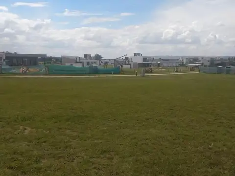 Terreno en Puerto del Aguila Country Nautico