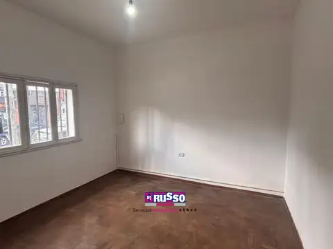 Depto Tipo Casa en Alquiler en San Justo, $ 500.000