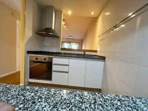 Departamento en Alquiler con 1 cocheras