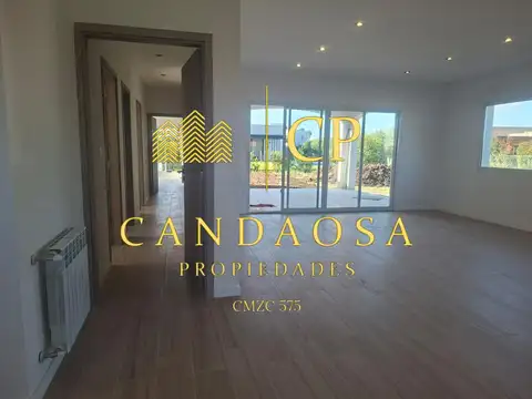 Casa en Venta de 4 dormitorios