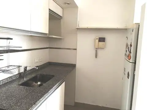 Departamento en Alquiler en Monte Castro, $ 850.000