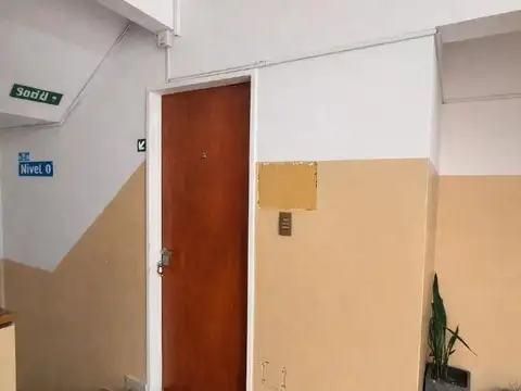 Oficina 2 ambientes con 1 baño