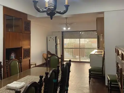 Av. Jacinto Peralta Ramos 200, Piso 1