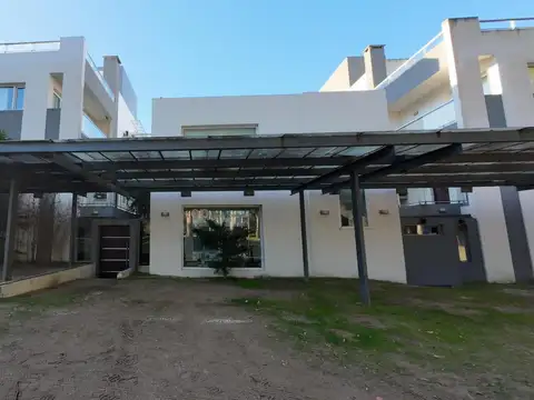 Departamento en Alquiler Temporal en Pinamar, USD 1.800