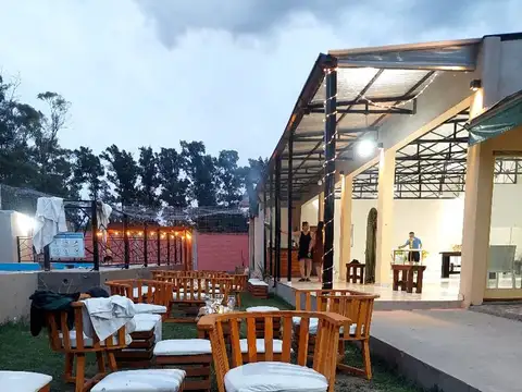 QUINTA VENTA CON PILETA Y QUINCHO PONTEVEDRA MERLO