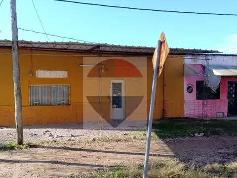 VENTA DE LOCAL COMERCIAL EN PANDO