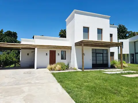 Casa en Alquiler en Campo Grande, USD 1.800