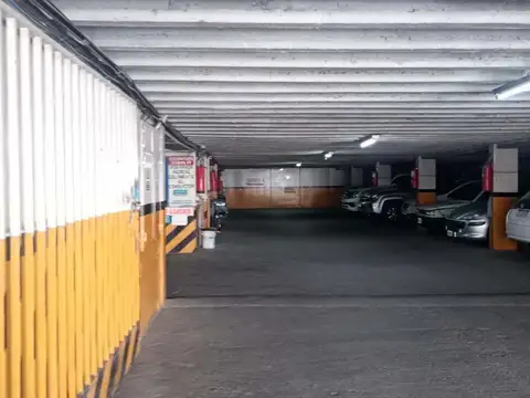 VENTA COCHERA CALLE RIOJA CIUDAD MENDOZA