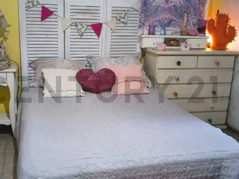 VENTA PH BARRIO SARMIENTO 3 DORMITORIOS