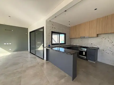 Casa en Alquiler de 3 dormitorios