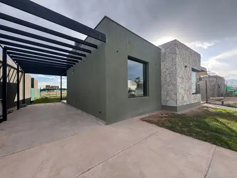 Adolfo Villanueva 2200