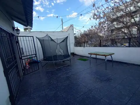 Depto Tipo Casa en Venta en Mataderos, USD 135.000