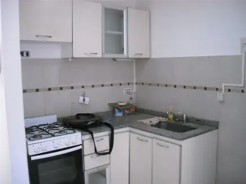 Depto Tipo Casa en Alquiler con 1 cocheras