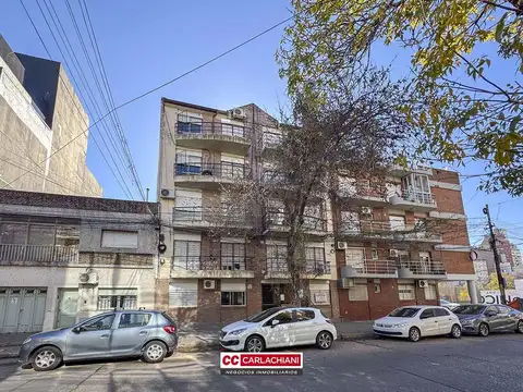 Oficina en venta - Planta Baja apto profesionales - Rosario pichincha