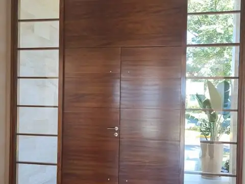 Casa en Alquiler de 4 dormitorios