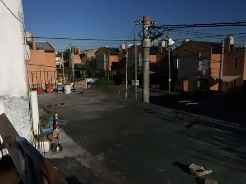 Circ. 4°, Sec, 2°, Manzana 4, Casa 100