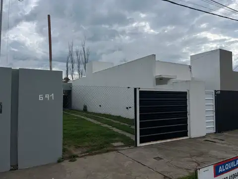 Casa en Alquiler de 2 dormitorios