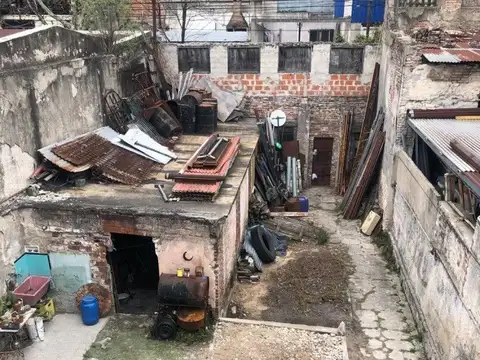 LOTE 320 MTS CON CASA AL FONDO