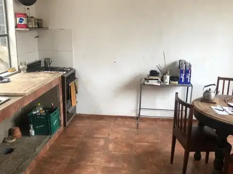 LOTE 320 MTS CON CASA AL FONDO