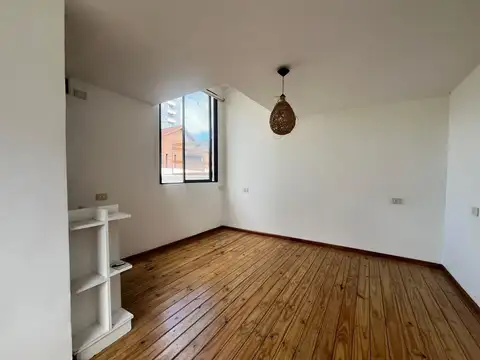 Departamento en Alquiler en Terminal de Ómnibus, $ 450.000