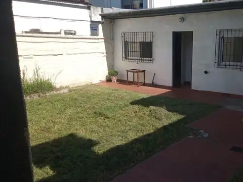 Depto Tipo Casa en Venta de 2 ambientes