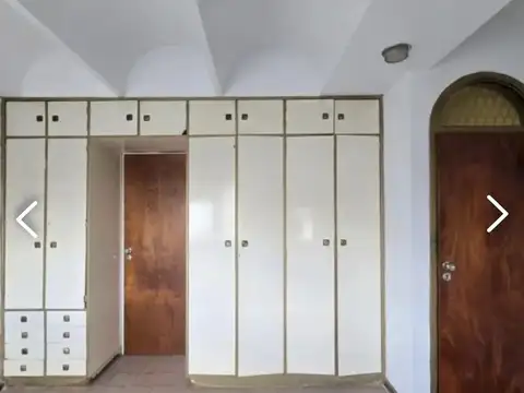 Casa en Alquiler con 1 cochera