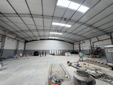 Galpón en Alquiler - 730m2 - Mixtura 3 - Barracas