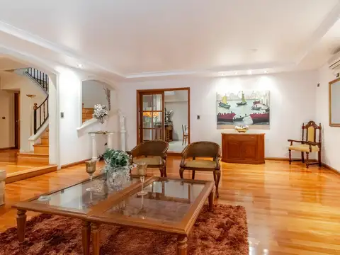 Casa en Alquiler de 4 dormitorios