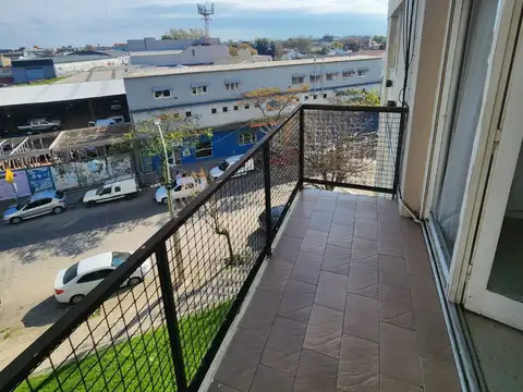 Departamento 4 ambientes con 1 baño