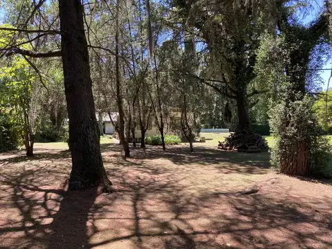 Único terreno en la entrada al Barrio - Lincoln al 100