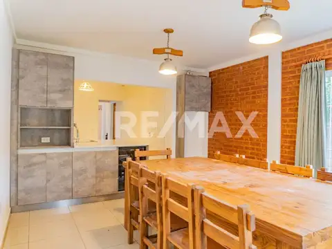 Depto Tipo Casa en Venta con 1 cocheras