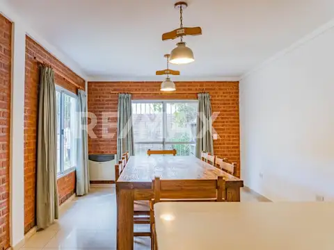 Depto Tipo Casa en Venta de 4 dormitorios