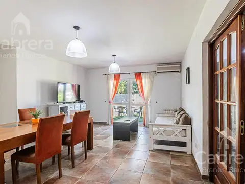 Casa en Venta en Manuel B Gonnet, USD 183.000