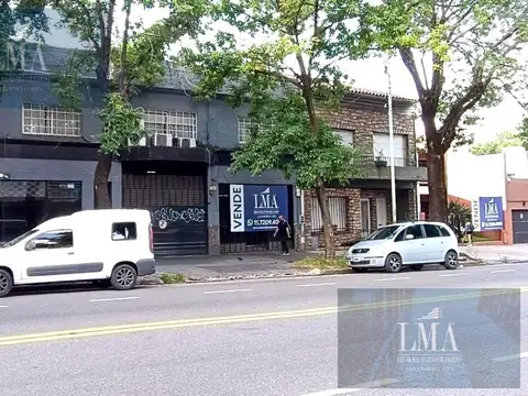 Avenida Congreso  al 5700